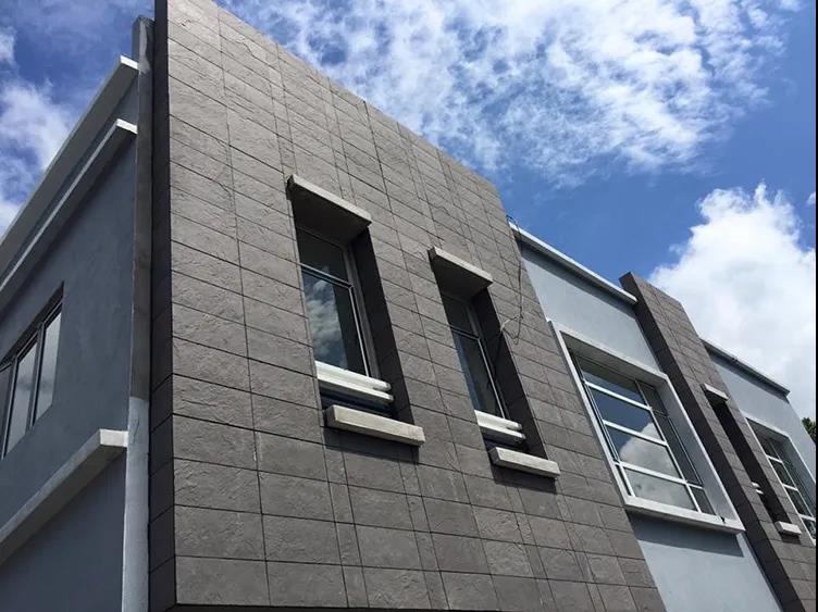 軟瓷在外墻翻新中的優(yōu)勢，對(duì)墻面有什么要求？